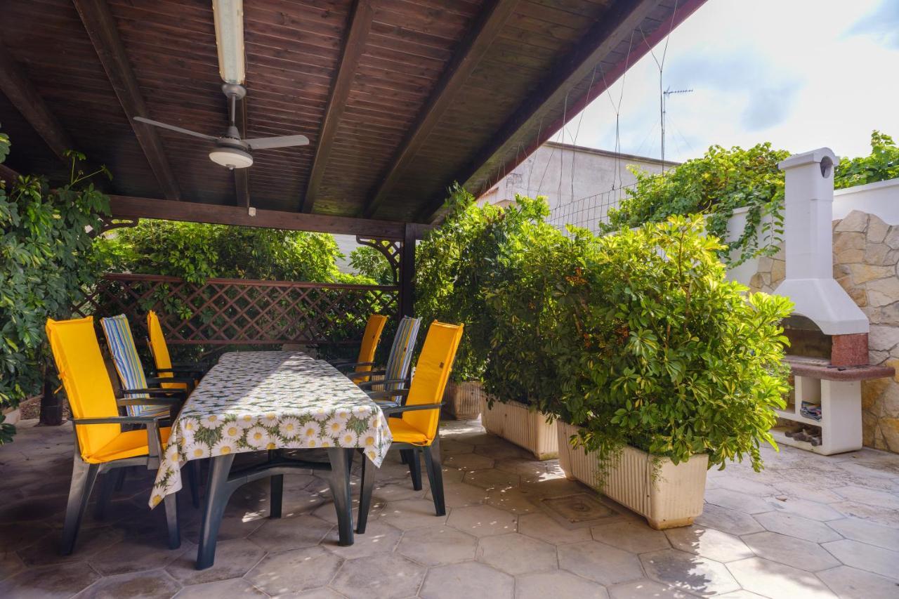 Villa Rita A 200M Dal Mare I Bacini Exteriér fotografie